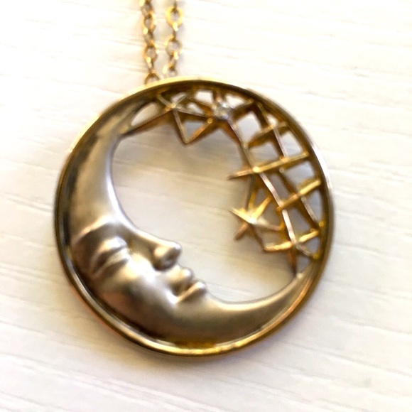 Jewelry - Half Moon & Star Pendent Necklace